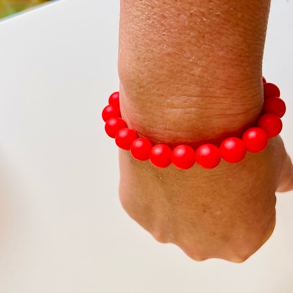 WATERPROOF SILICONE Red Rubber Beaded Stretchy Bracelet for Stacking 🔴🔴 NWT - Picture 14 of 16